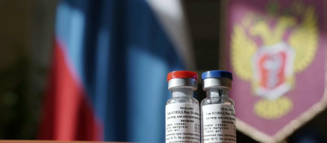 Ρωσία: Σχεδιάζει εμβόλιο που θα διατηρείται σε θερμοκρασίες ψυγείου